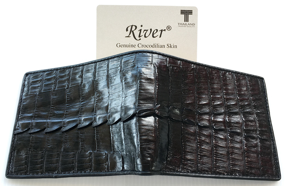 กระเป๋าสตางค์หนังจระเข้แท้ ส่วนหาง สีดำ
