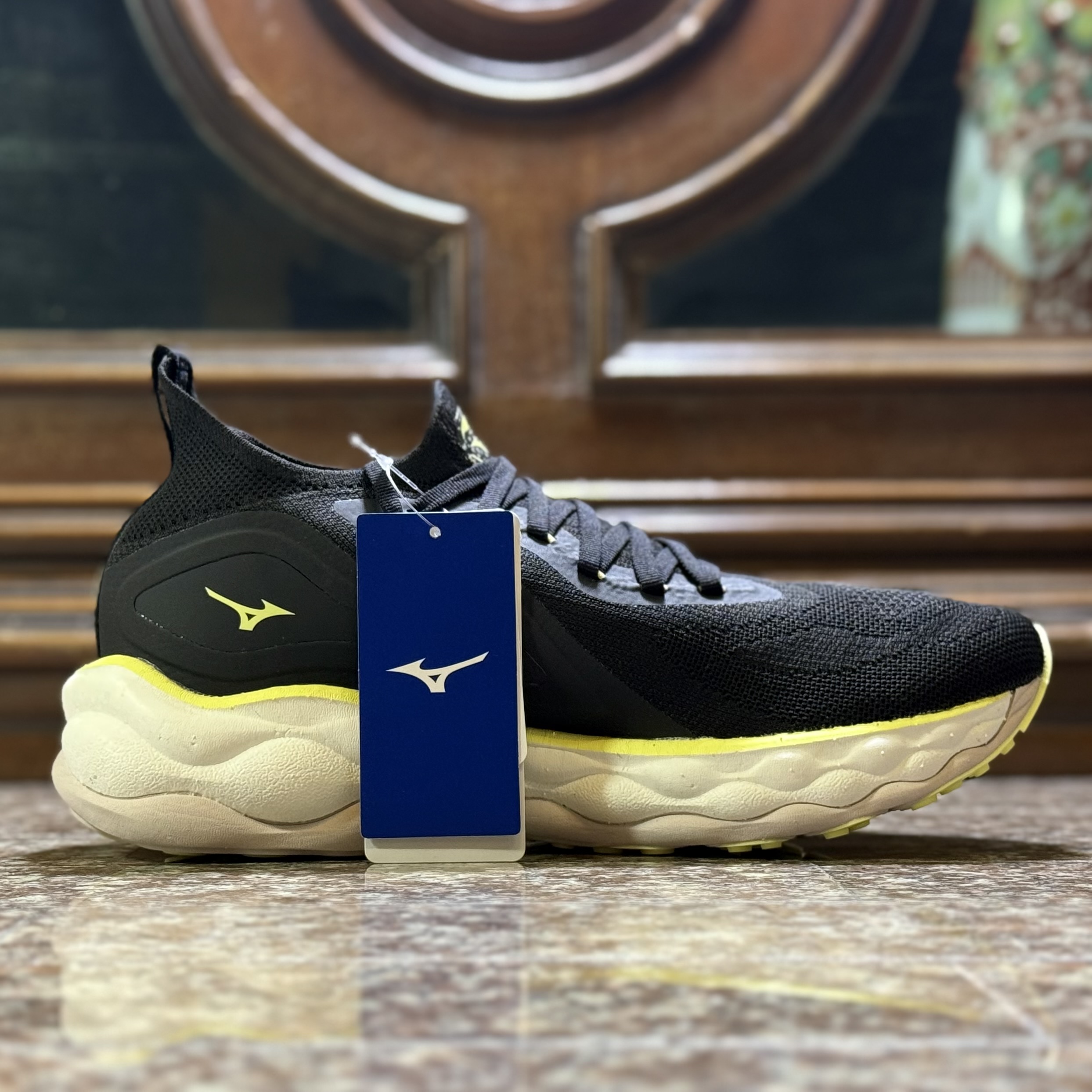 รองเท้าวิ่ง Mizuno Wave Neo Ultra (M9.5/10.5US)