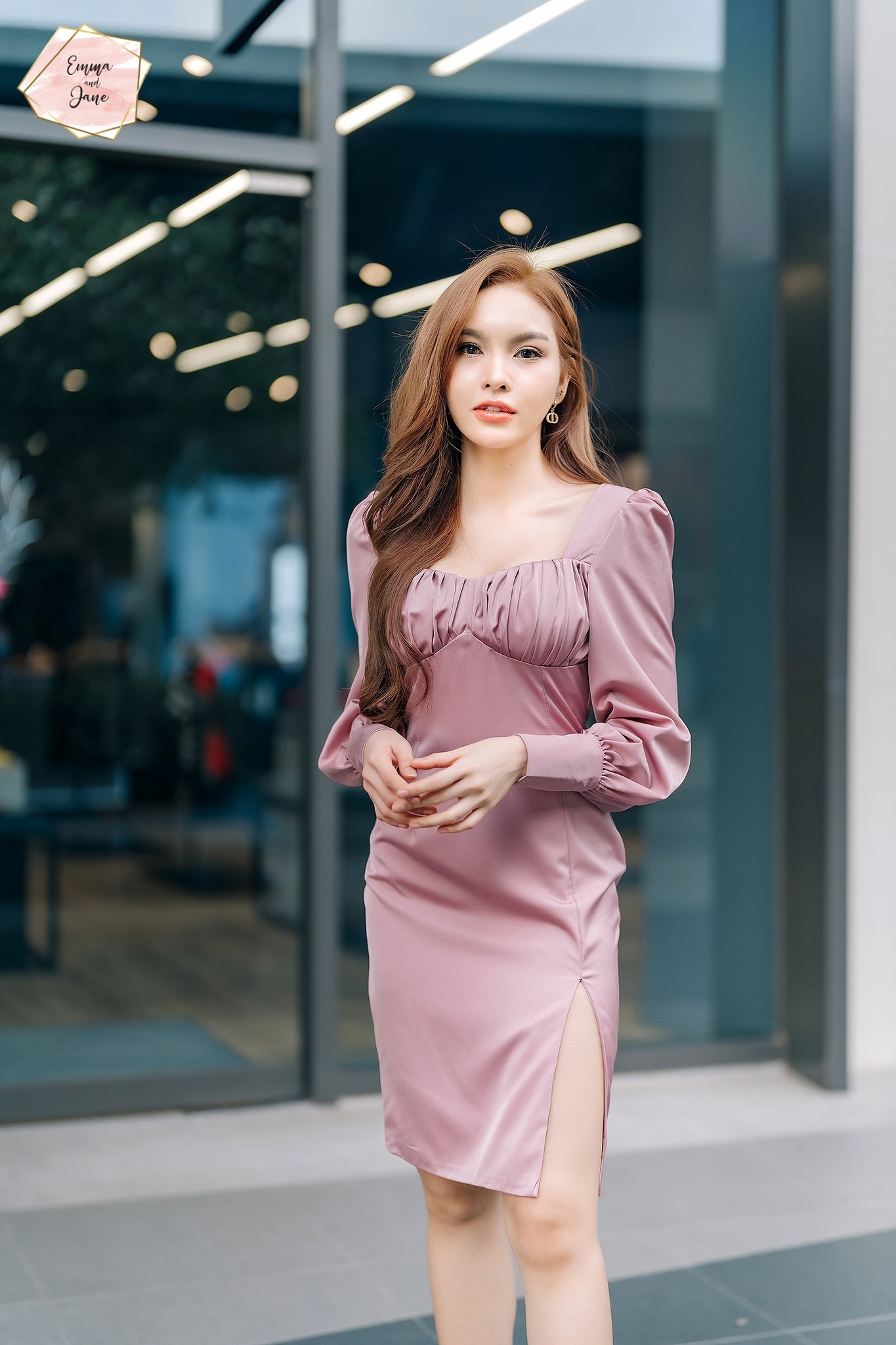 ชุดเดรสจับจีบ จะงานแต่ง/งานเลี้ยง ดินเนอร์หรู สาวๆที่ชื่นชอบความหรูหราขอบอกเลยว่าห้ามพลาด ต้องตำด่วนจ้า