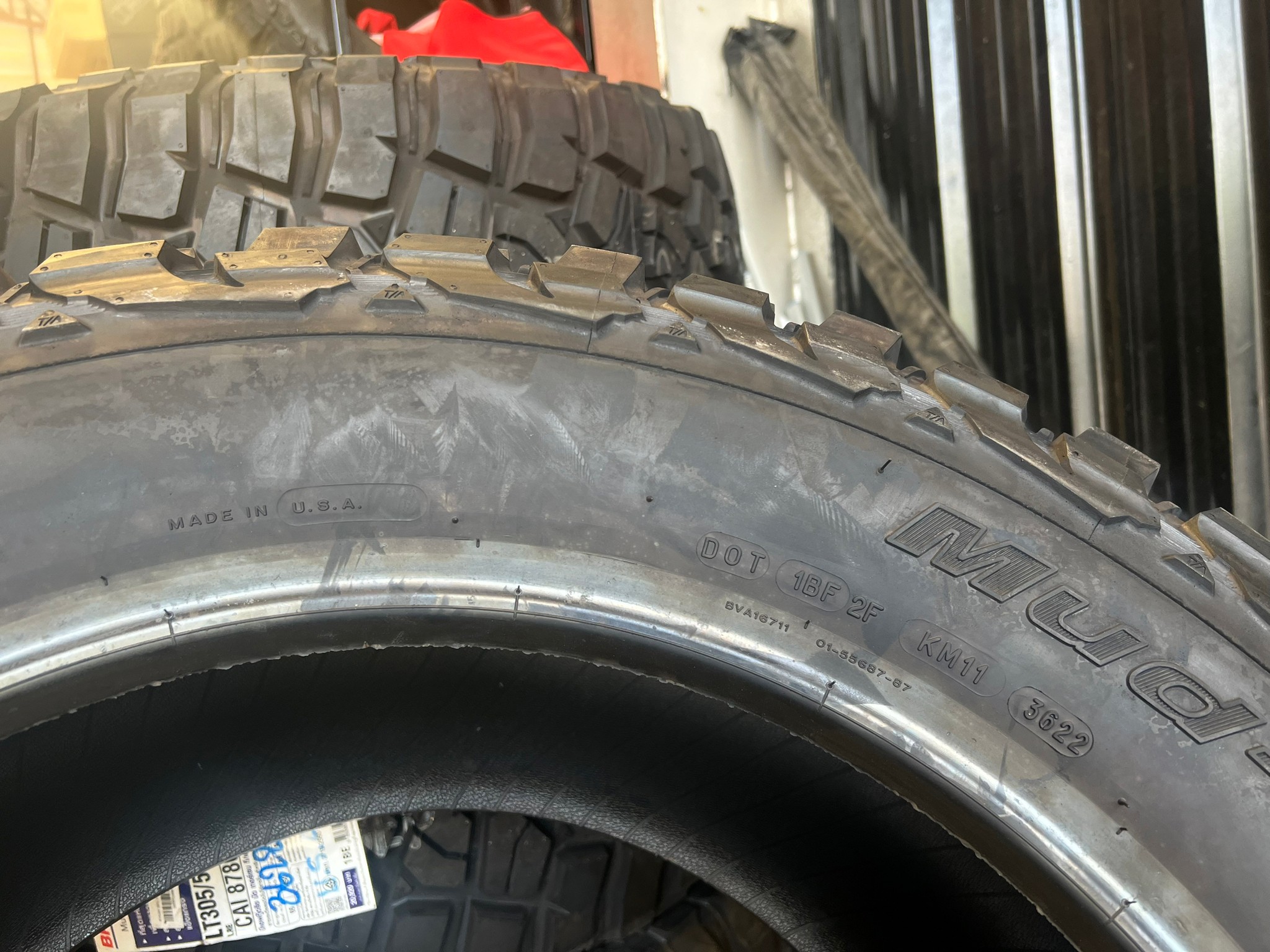 BF 305/55-20 KM3 USA ราคาถูกที่step9