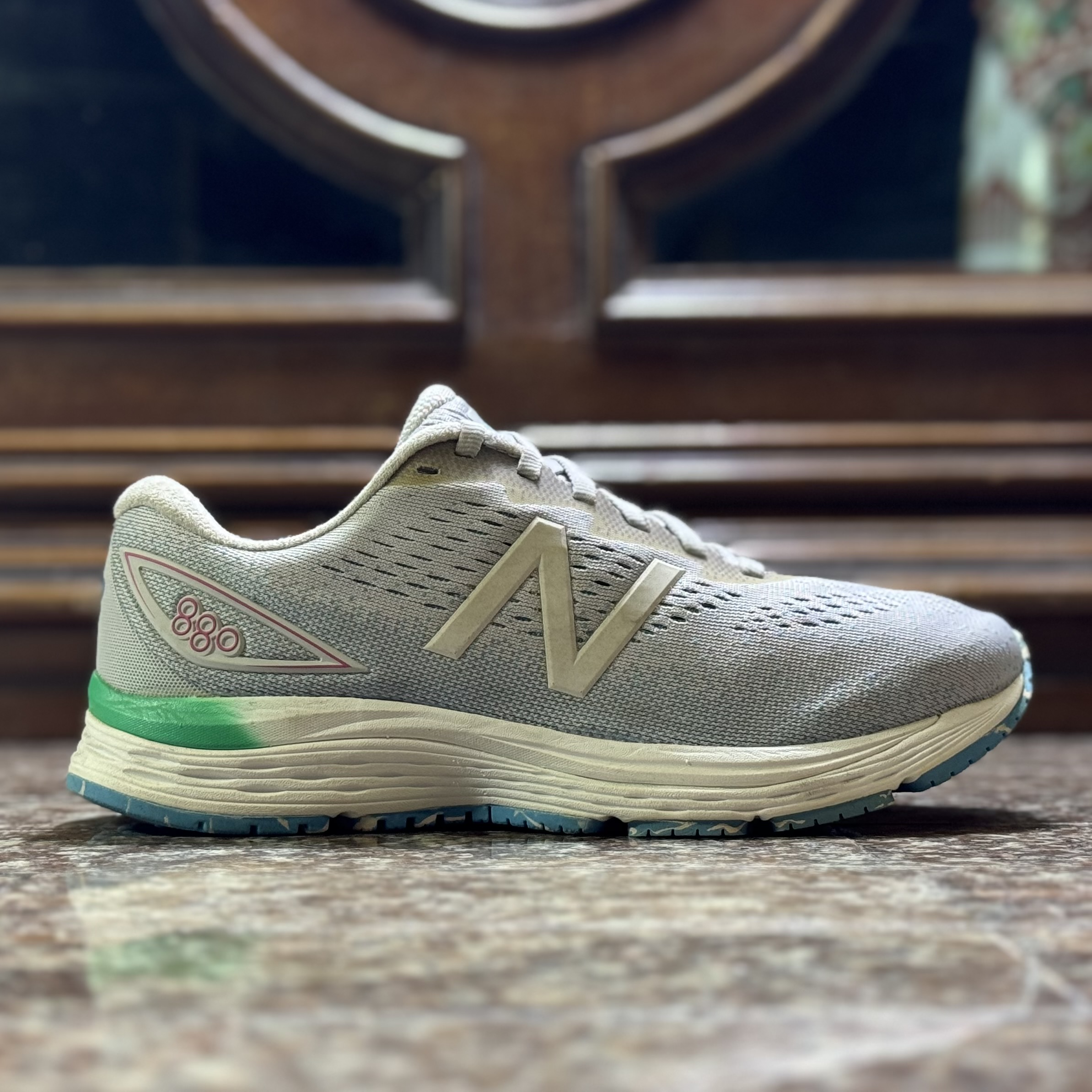 รองเท้าวิ่ง New Balance 880 V9 Women #มือ2 (W7.5US)