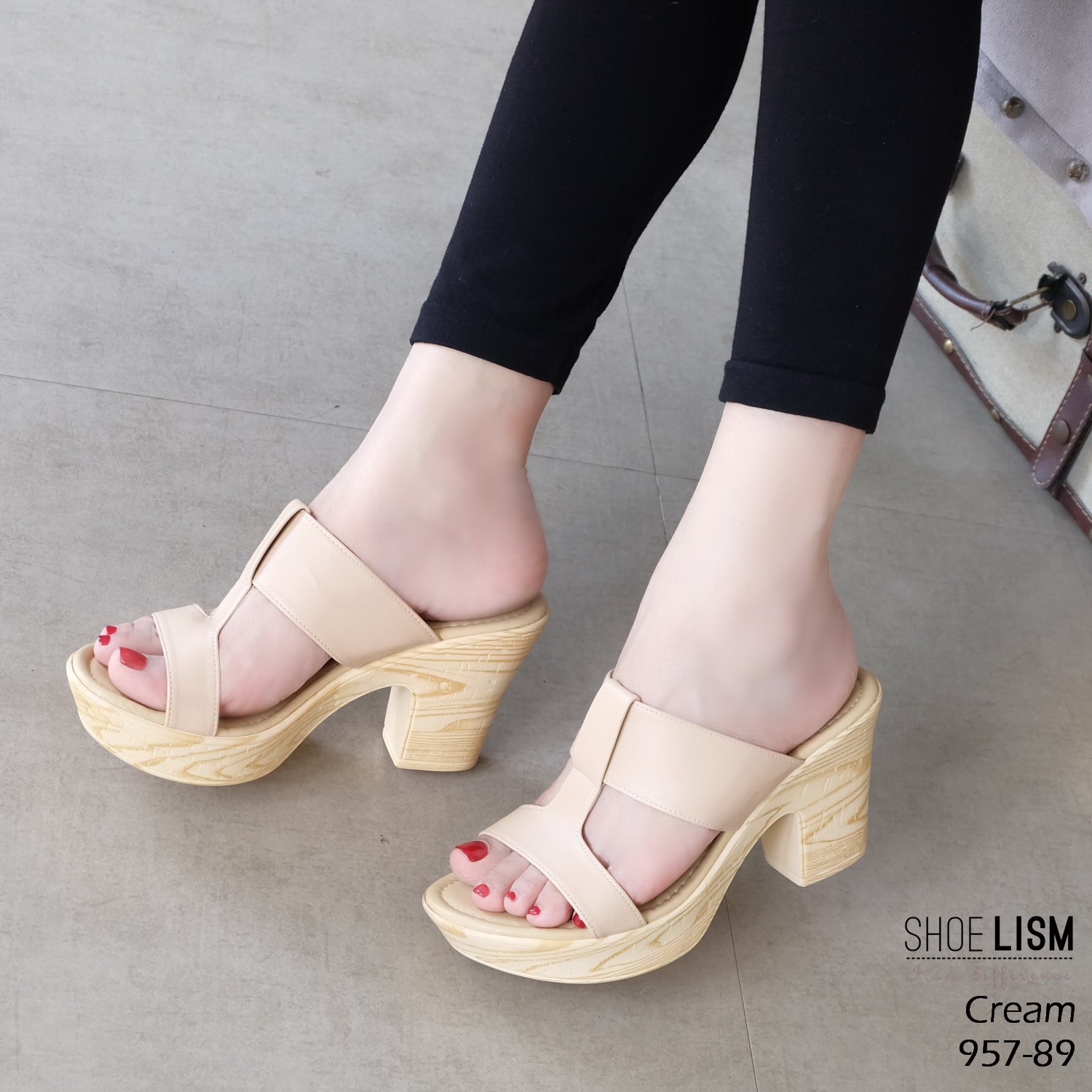 รองเท้าส้นตึก