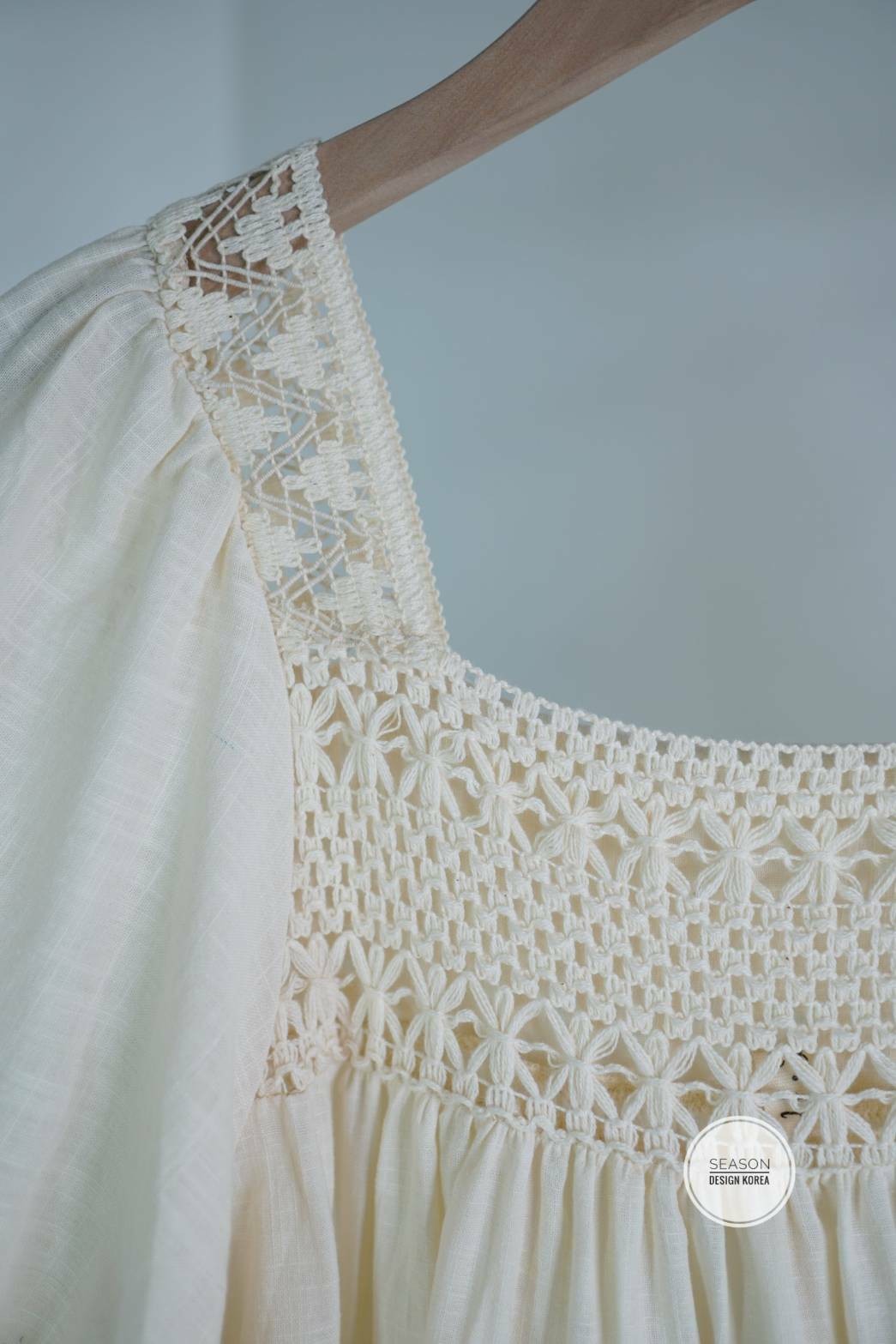 เสื้อสไตล์มินิมอล