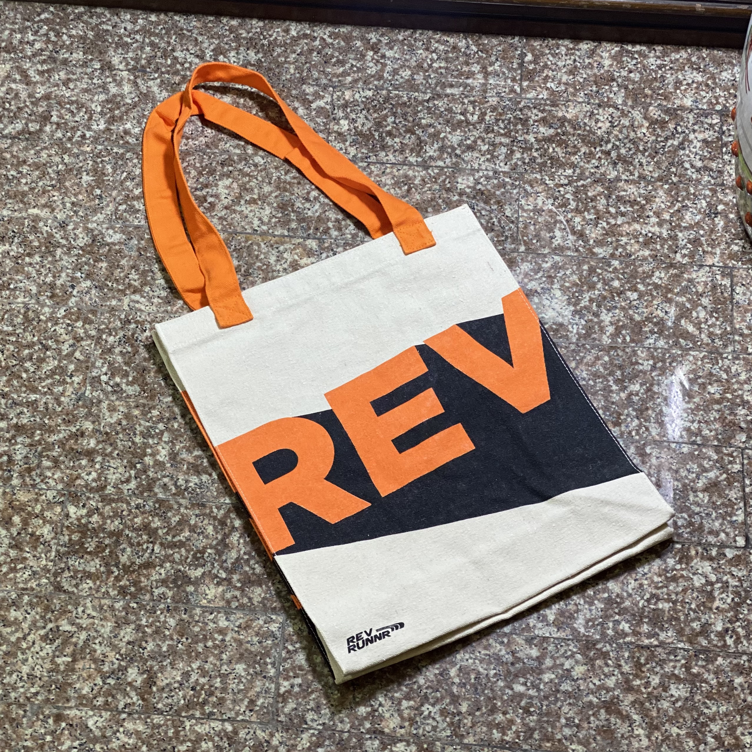 กระเป๋า REV RUNNR Tote Bag ‘LIMITED’
