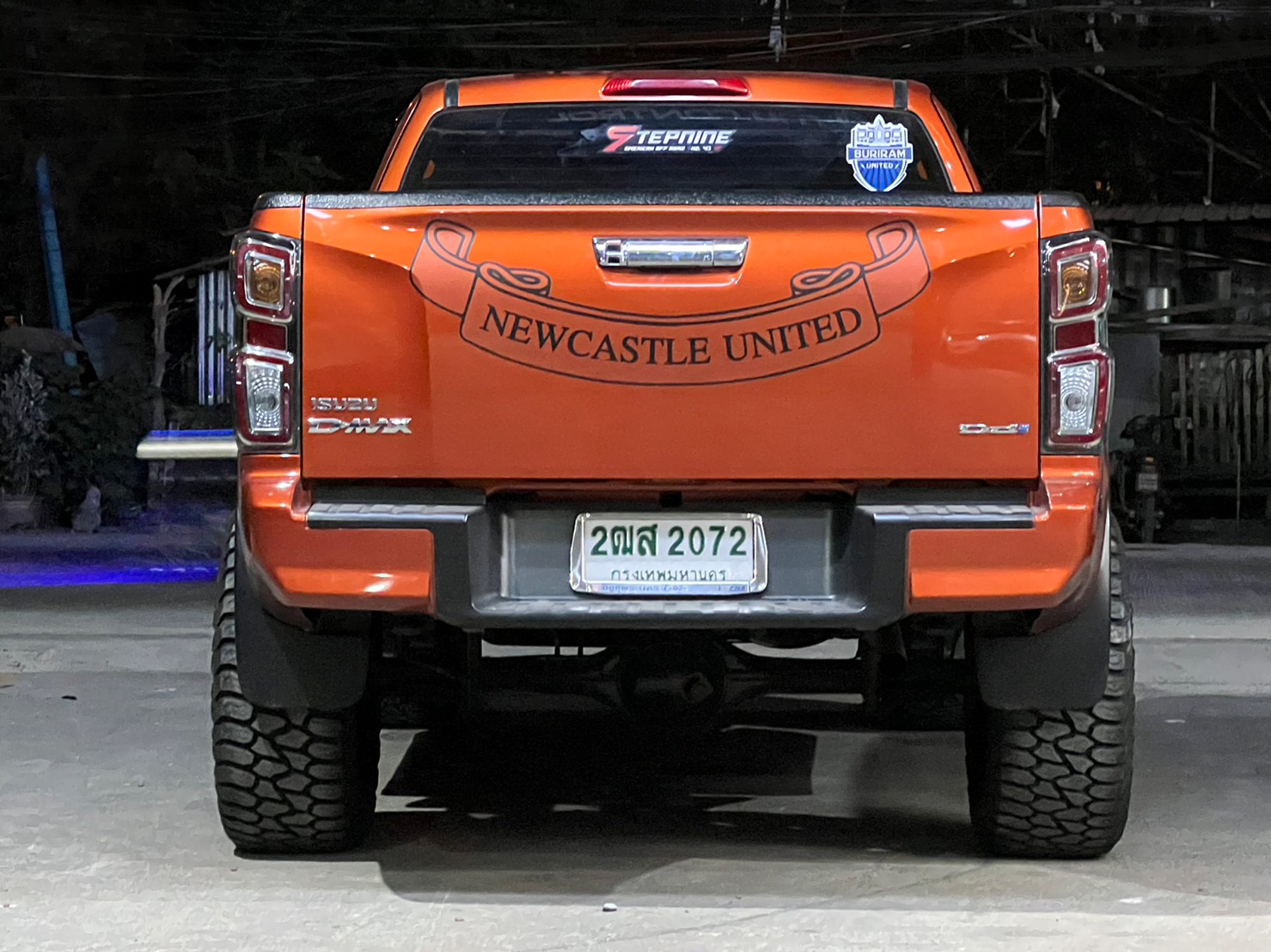 ISUZU D-MAX แต่งทรงเมกาที่ STEP9