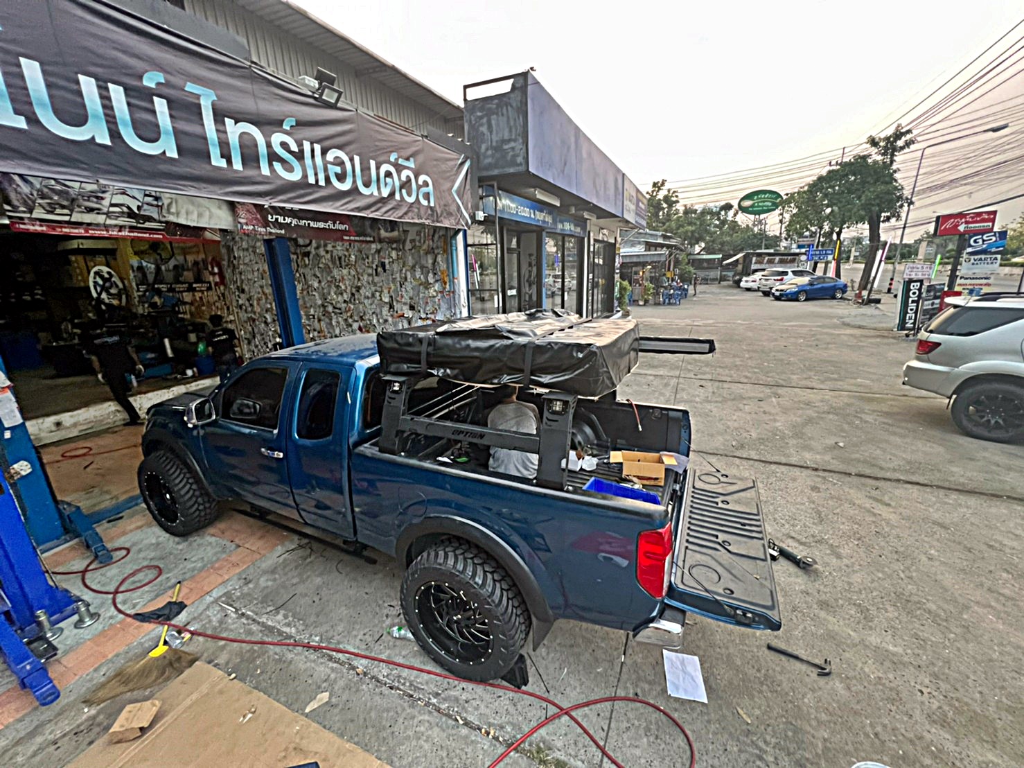 NISSAN_NAVARA_แปลงร่าง ทรงเมกา