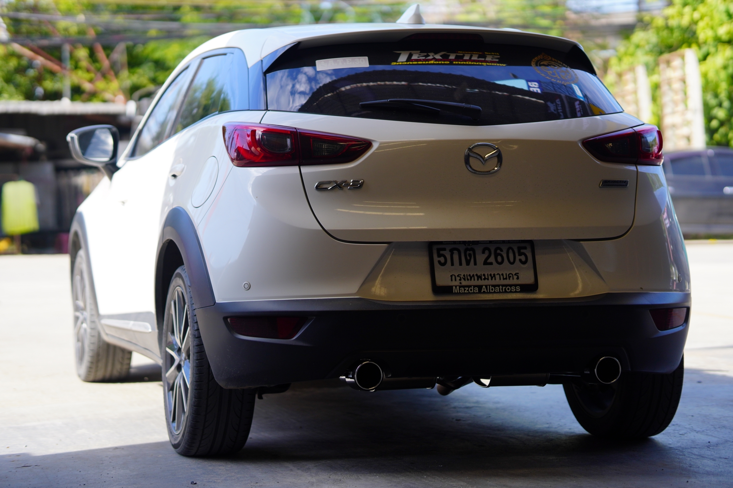 ท่อ HKS ใส่ MAZDA CX3 ท่อคุ่ปลายคาร์บอน