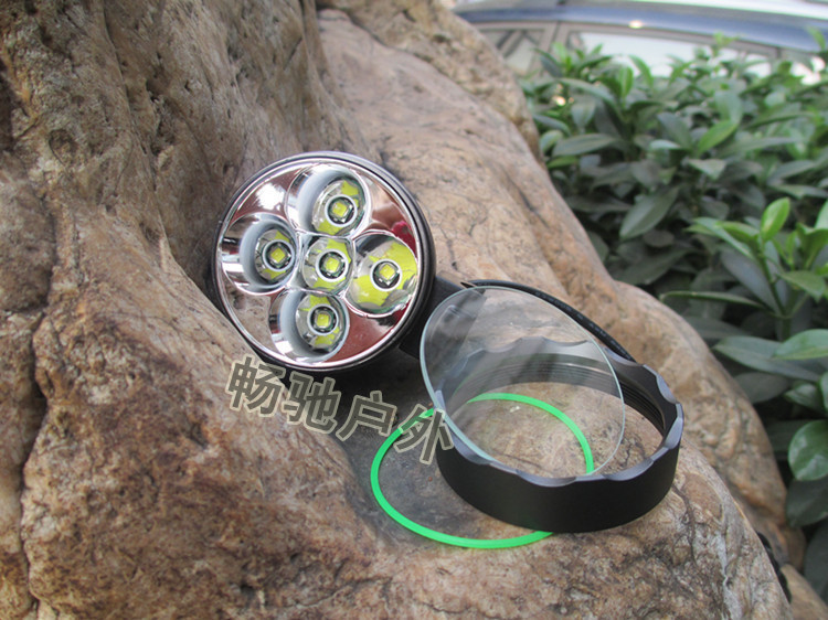 ไฟหน้าจักรยาน CREE XM-L T6 LED 5 ดวง ความสว่าง 6000 Lumen พร้อมแบตเตอรี่ครบชุด (DC)