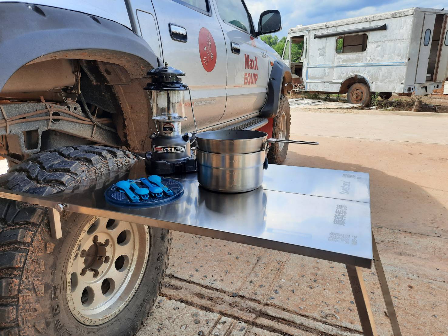 โต๊ะสแตนเลสเกาะล้อ Trye Table BY MaxX EQUIP