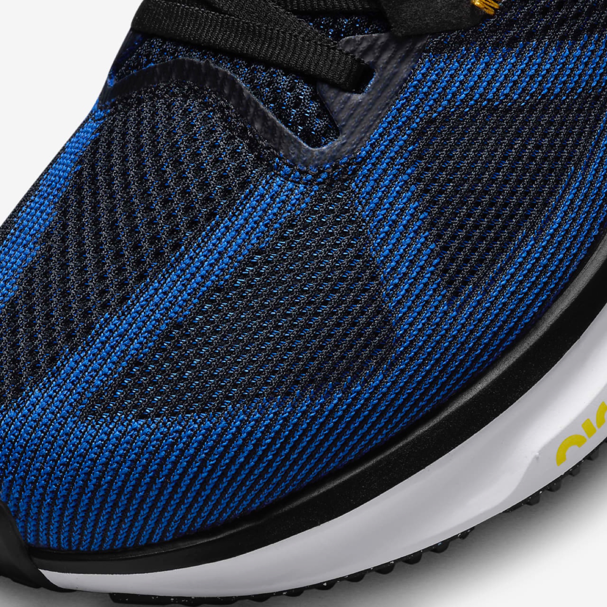 รองเท้าวิ่ง Nike Air Zoom Structure 25 (M7.5US)