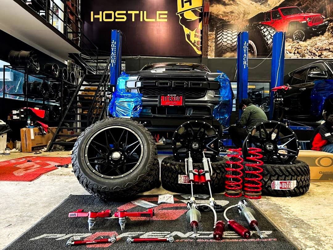 FORD EVEREST NEXTGEN ลูกค้าประจำ ได้คันใหม่ก็เข้ามาจัดทรงเมกาอีกคัน