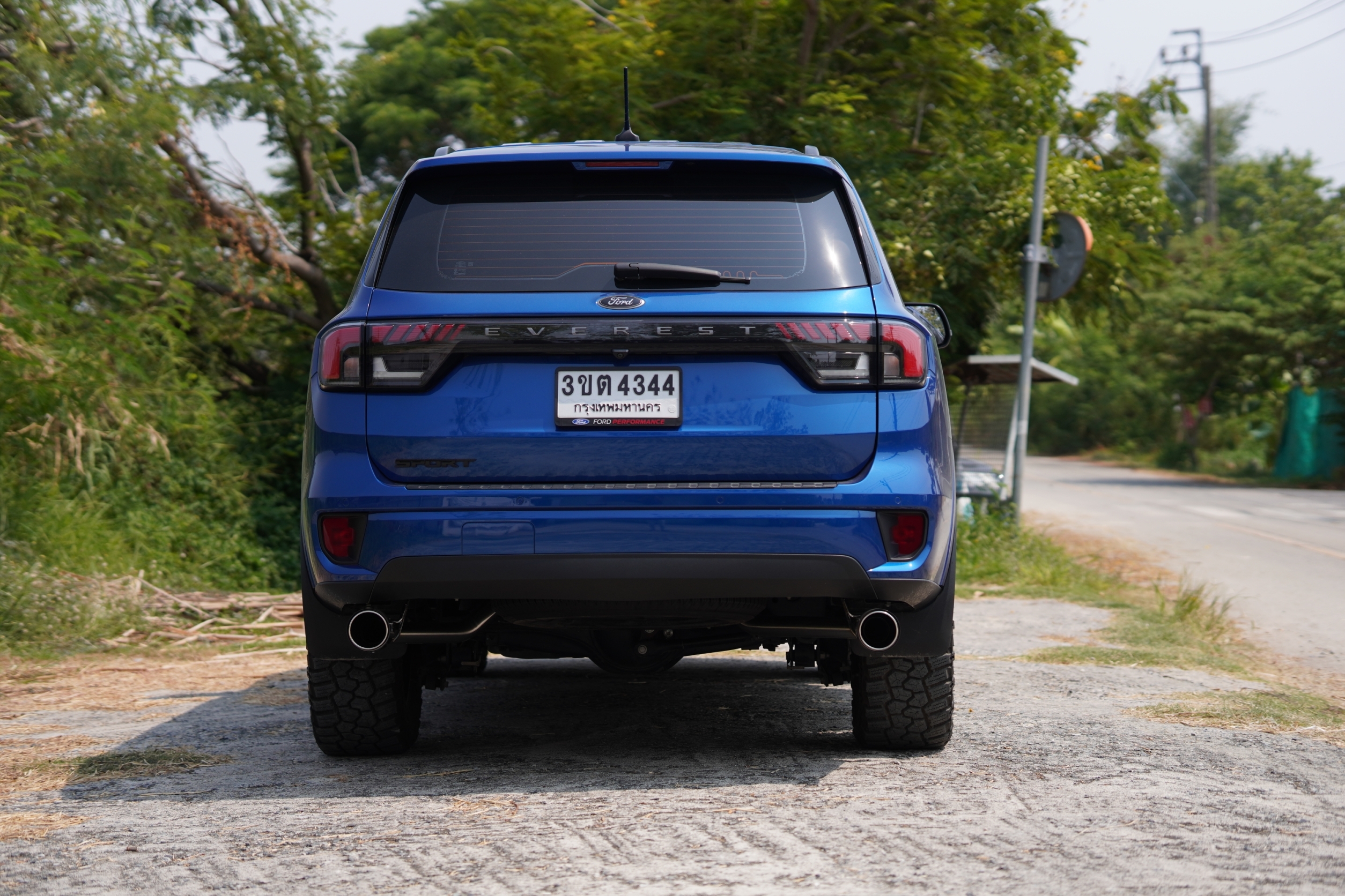 ท่อ HKS ท่อคู่ ซ้าย-ขวา ใส่ EVEREST NEXTGEN ของแท้ที่ STEP9