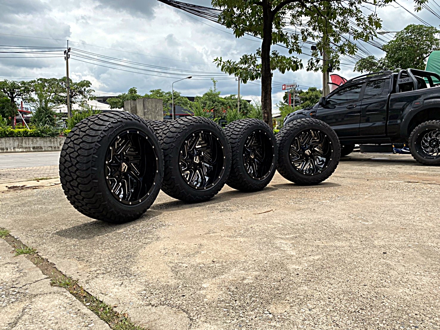 FORD WILDTRAK จัดทรงเมกาที่ STEP9