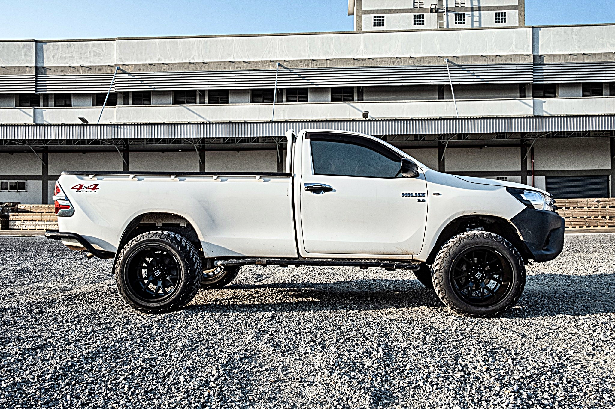 REVO หัวเดียว จองคิวจากแพร่ ทำทรงเมกาที่ STEP9