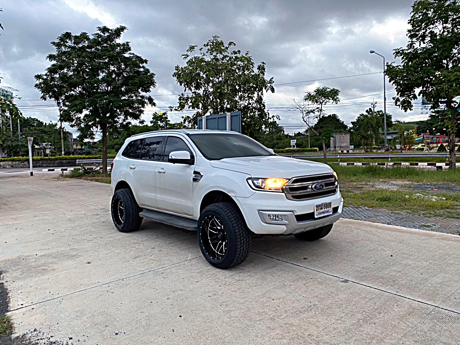 EVEREST ทรงเมกาขอบ20 ที่ STEP9