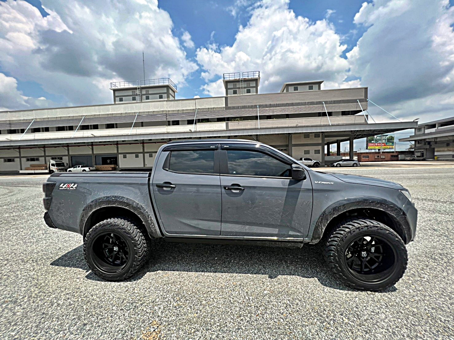 D_MAX_ทะเบียนนครปฐม ทำทรงเมกาที่ STEP9