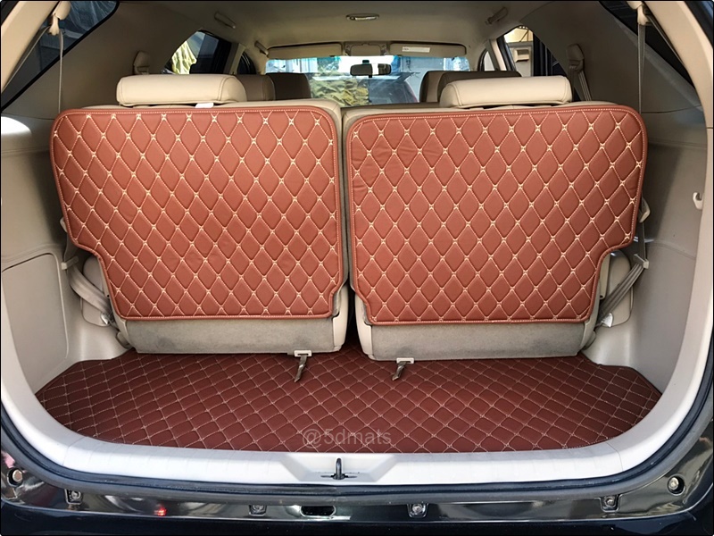 แผ่นปูท้ายรถ พรมหนัง6D TOYOTA FORTUNER (ปี2005-14) สวยงาม ทนทาน เข้ารูป ตรงรุ่นรถ