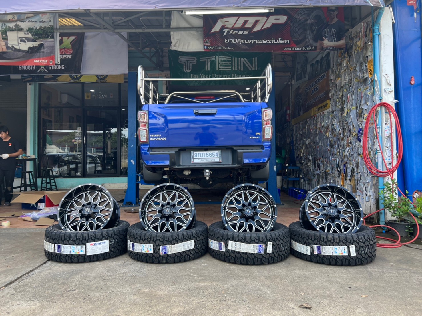 D-MAX ทรงเมกา ขอบ20