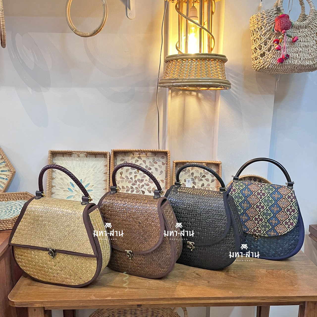 กระเป๋าคุณนาย กระเป๋าถือ ของขวัญเกษียณ กระเป๋าผ้าไทย กระเป๋ากระจูด