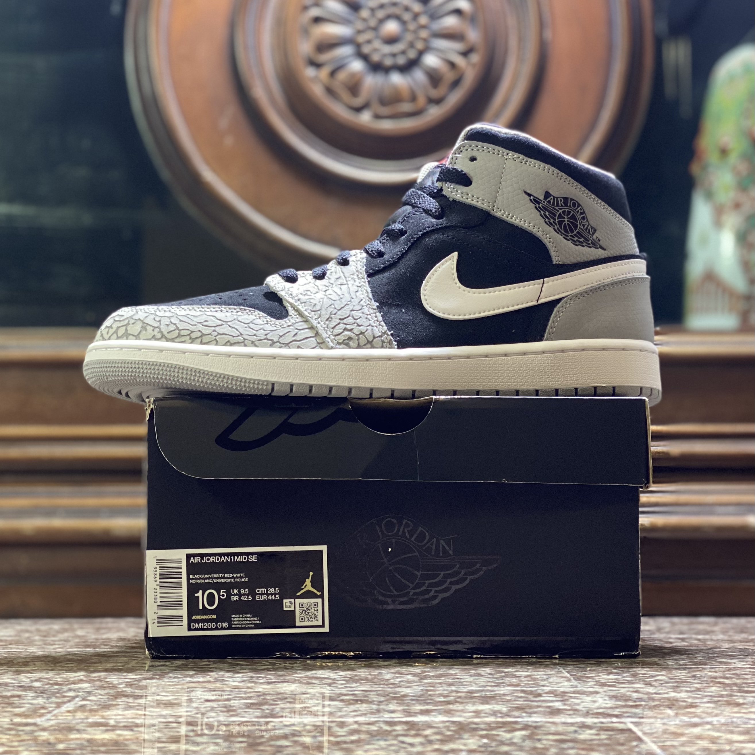 รองเท้า Nike Air Jordan 1 Mid SE ‘Elephant Toe’ (M11US)