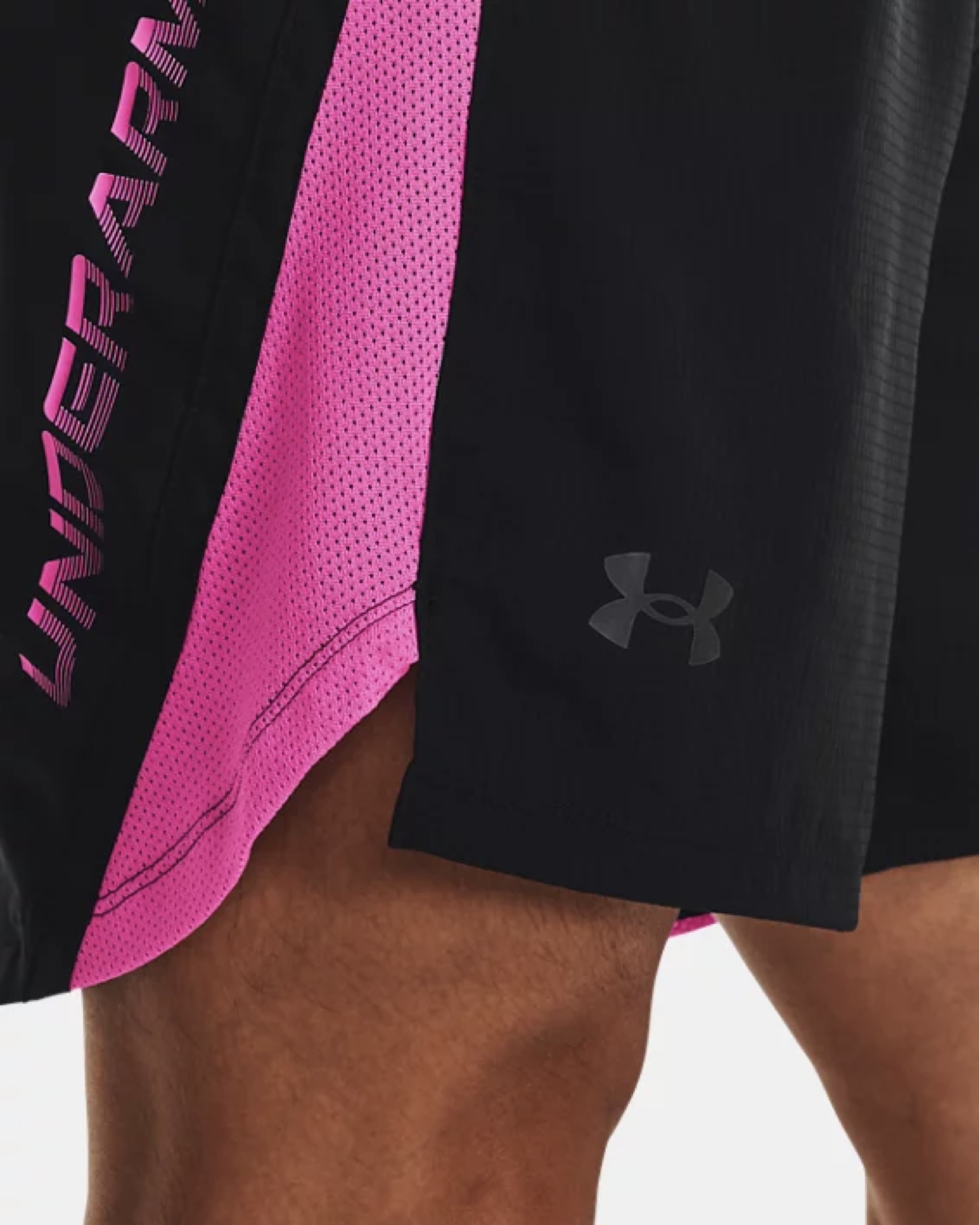กางเกงวิ่ง Under Armour Launch 7” Running Shorts (LG)