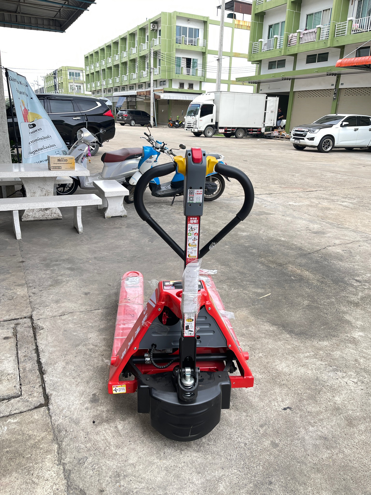 รถยกลากพาเลท รุ่น JJM 1.5T/2T ใช้แบตเตอร์รี่