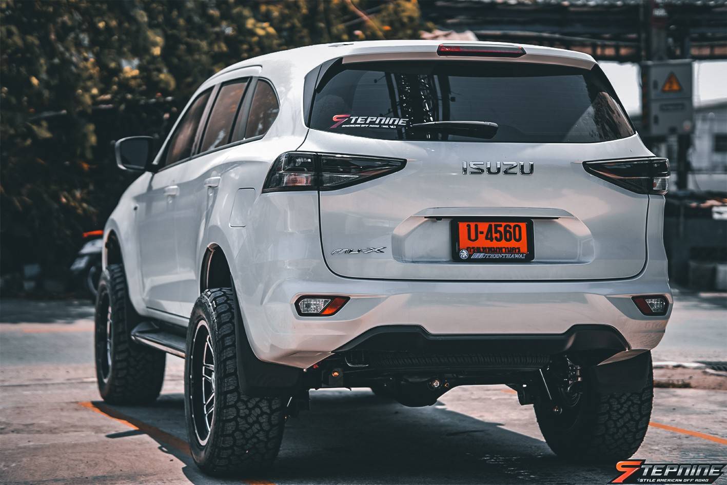 ISUZU MU-X จองมาแล้วได้ทำทุกคัน