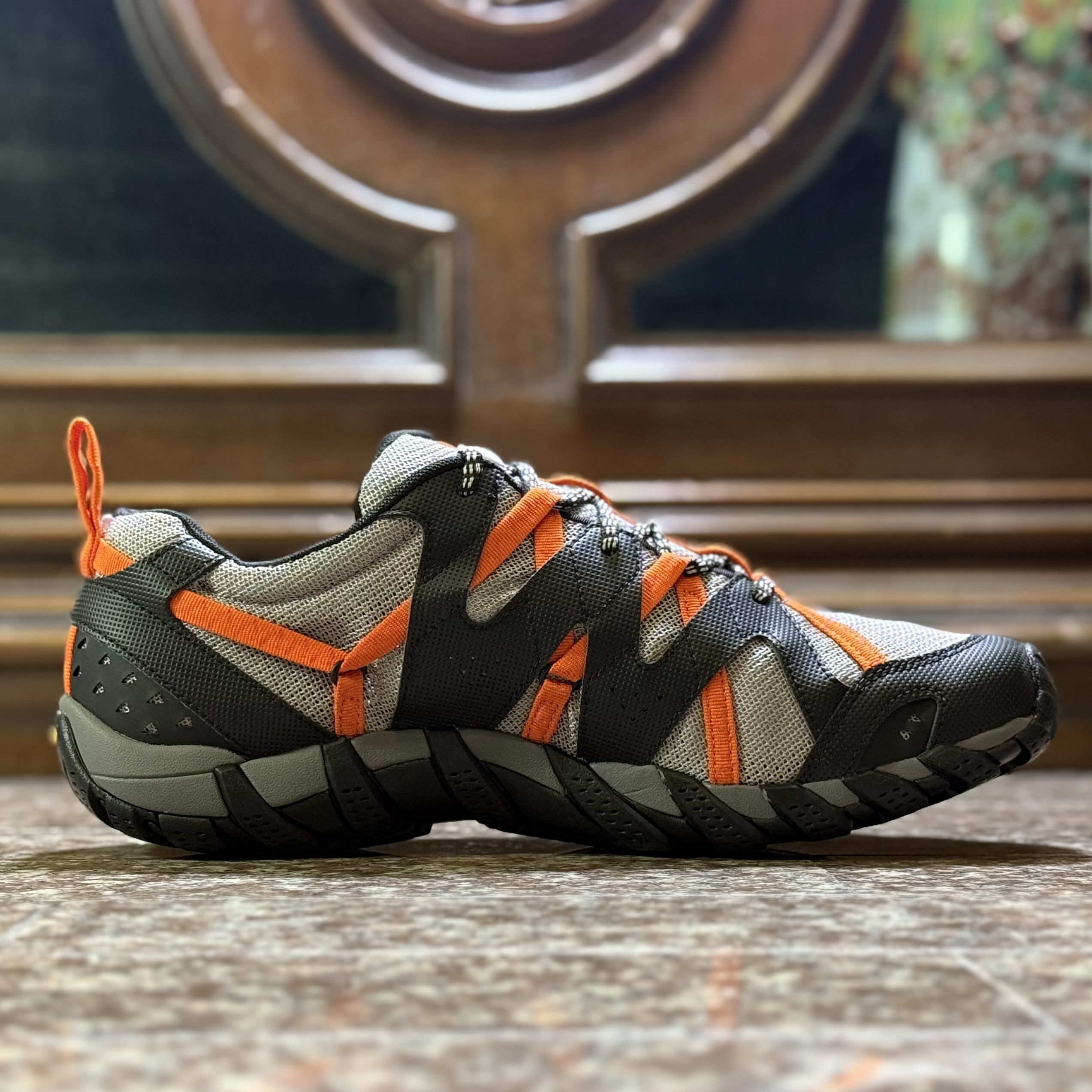 รองเท้าวิ่งเทรล Merrell WaterPRO Maipo 2 ‘Black/Papaya’ (M9/11US)