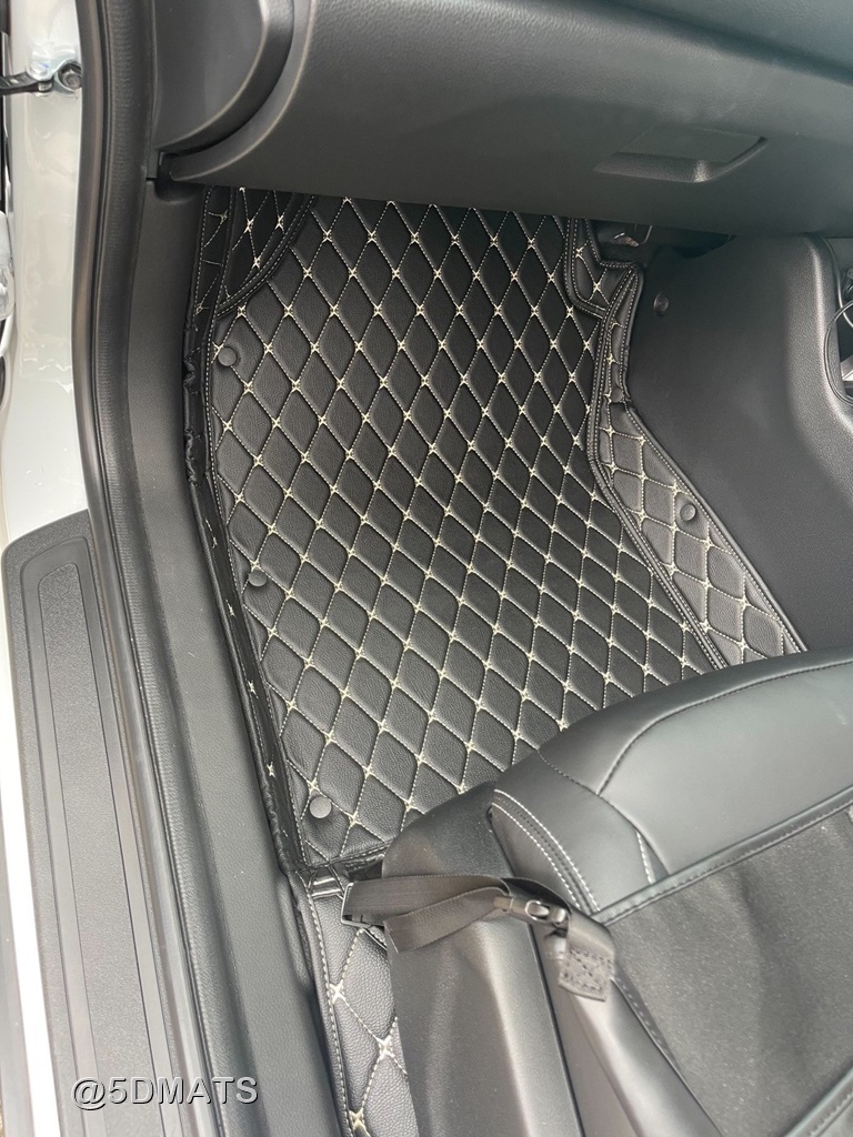 พรมปูพื้นรถยนต์ 6D HONDA BR-V 2023 พรม6D เกรดA เข้ารูป รวมแผ่นท้าย ปิดเบาะ เต็มคัน