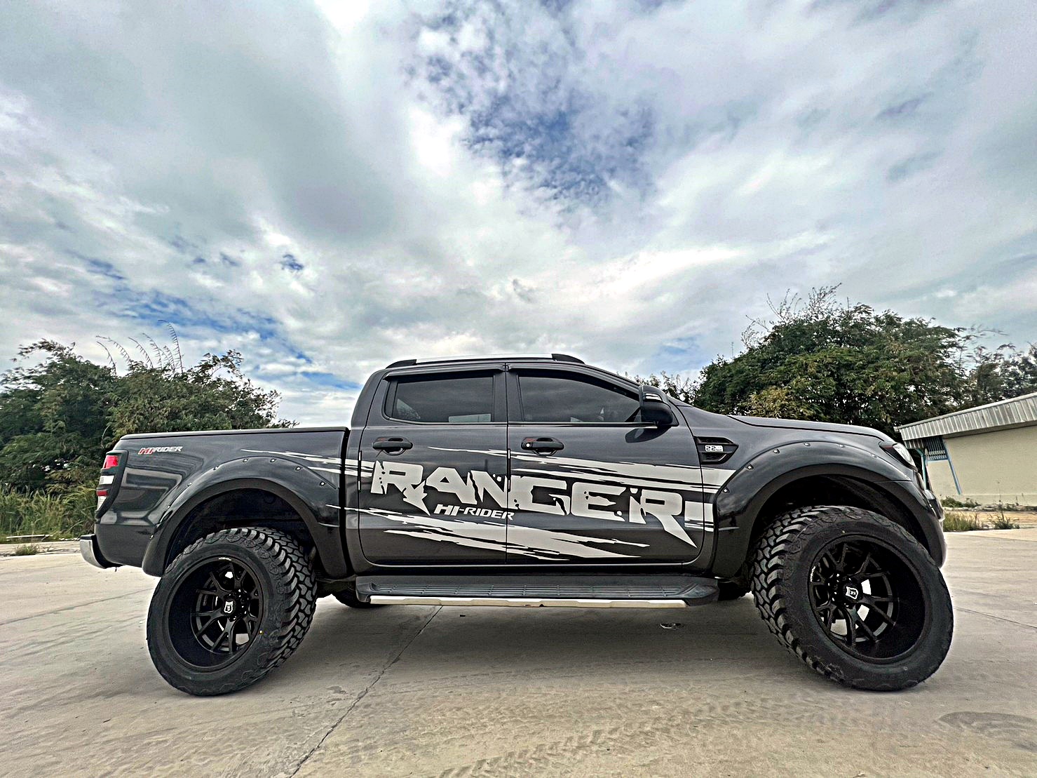 #FORD_RANGER_ทรงเมกา