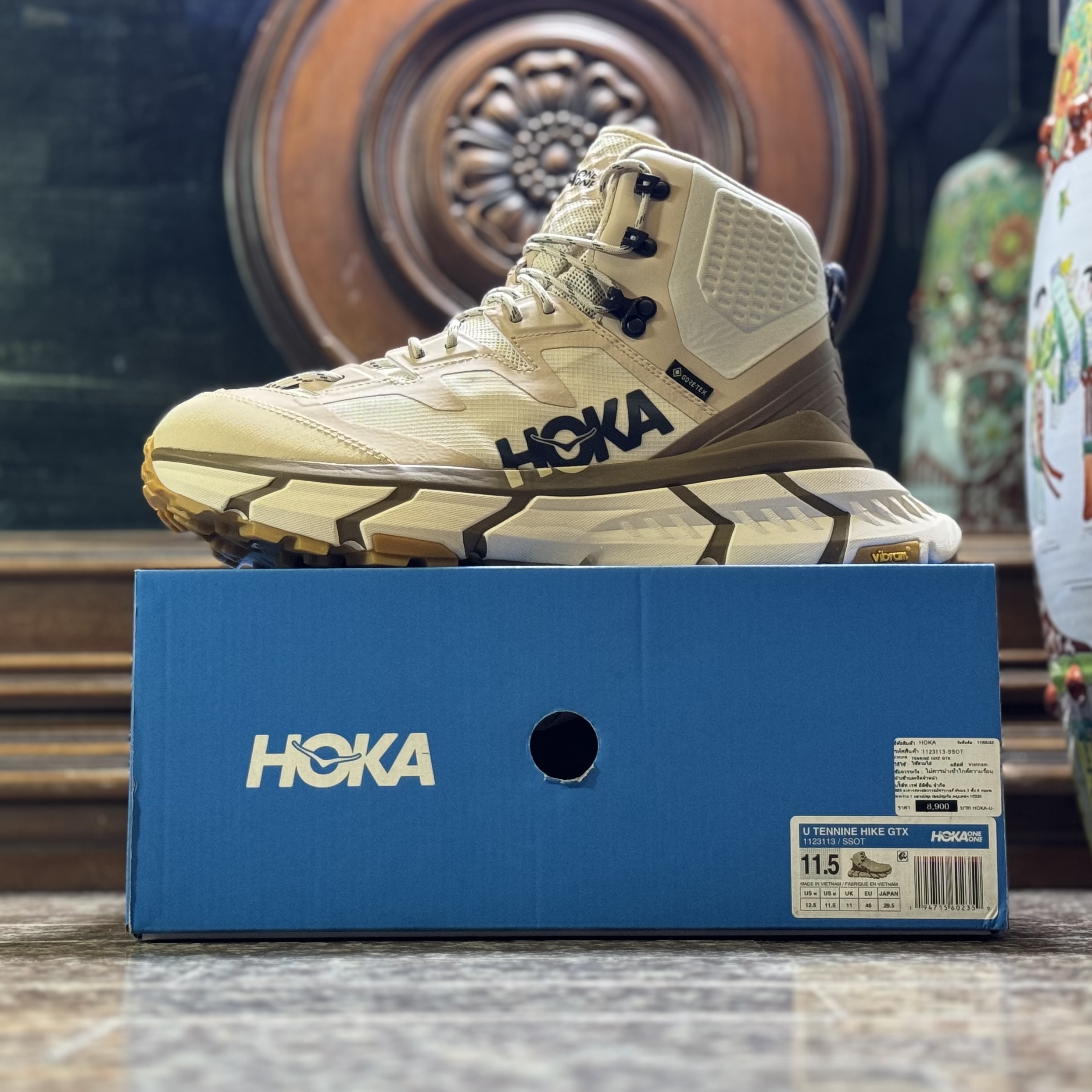 รองเท้าเดินป่า HOKA TenNine Hike GTX ‘Shifting Sand’ (M9.5/10.5/11US)
