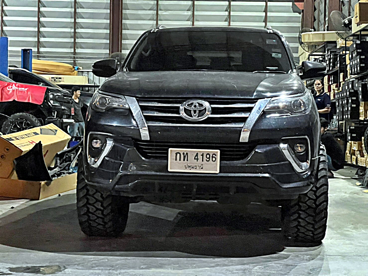 TOYOTA_FORTUNER_จองคิวมาจากปทุมธานี ทำทรงเมกาที่ STEP9