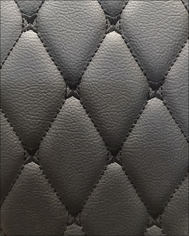 พรมปูพื้นรถยนต์ 6D HONDA ACCORD 2019 (G10) พรม6D QJ VIP สีดำด้ายดำ หนาพิเศษ รวมแผ่นท้าย