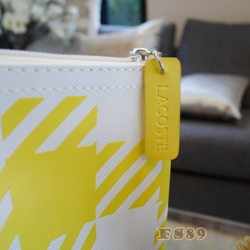 กระเป๋า LACOSTE PVC TOTE BAG โทนเหลืองขาว