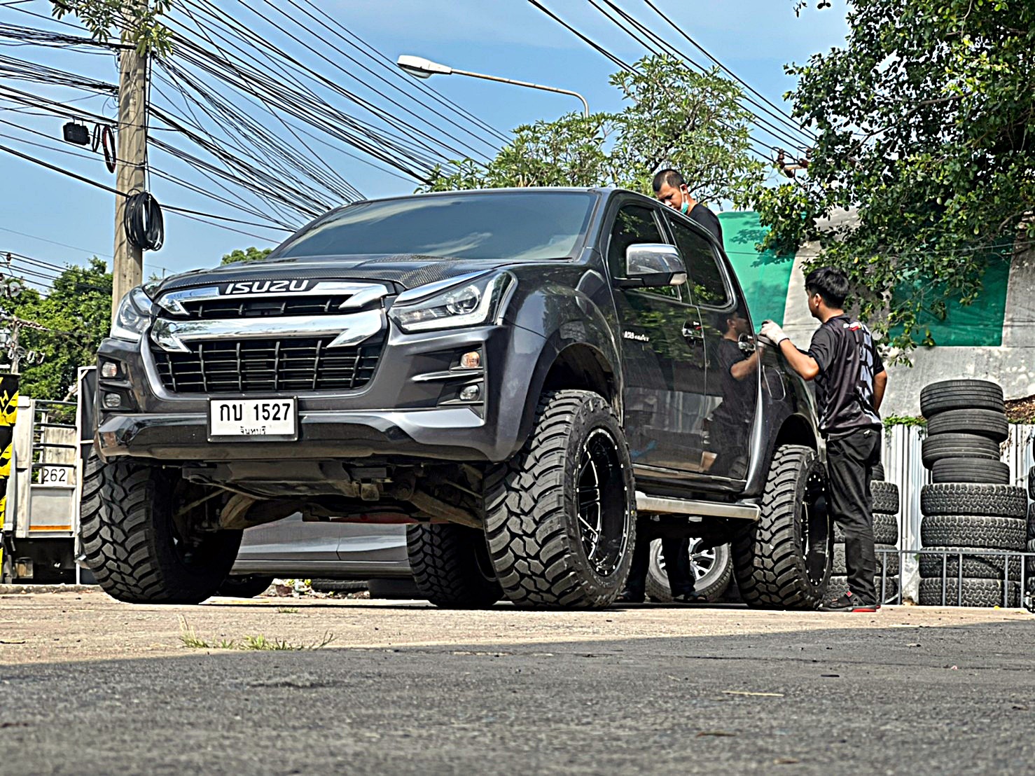 D_MAX_จองคิวมาจากจันทบุรี ทำทรงเมกาที่ STEP9