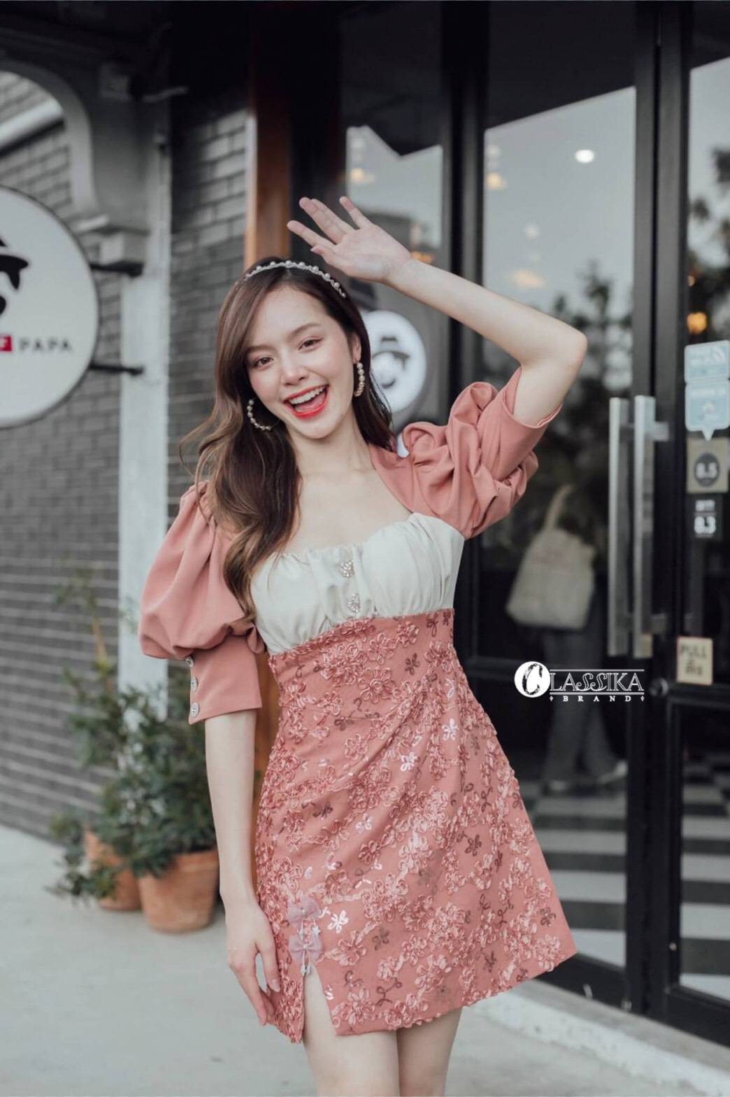 เดรสน่ารักแขนพอง