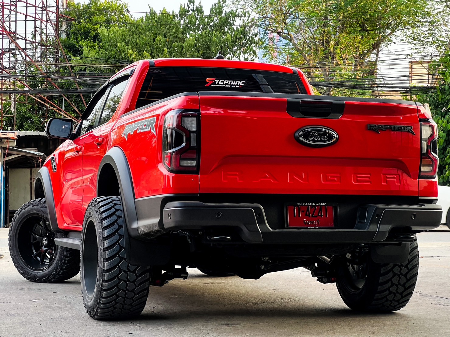 FORD RAPTOR DIESEL ทรงเมกา จองคิวมาจากระยอง