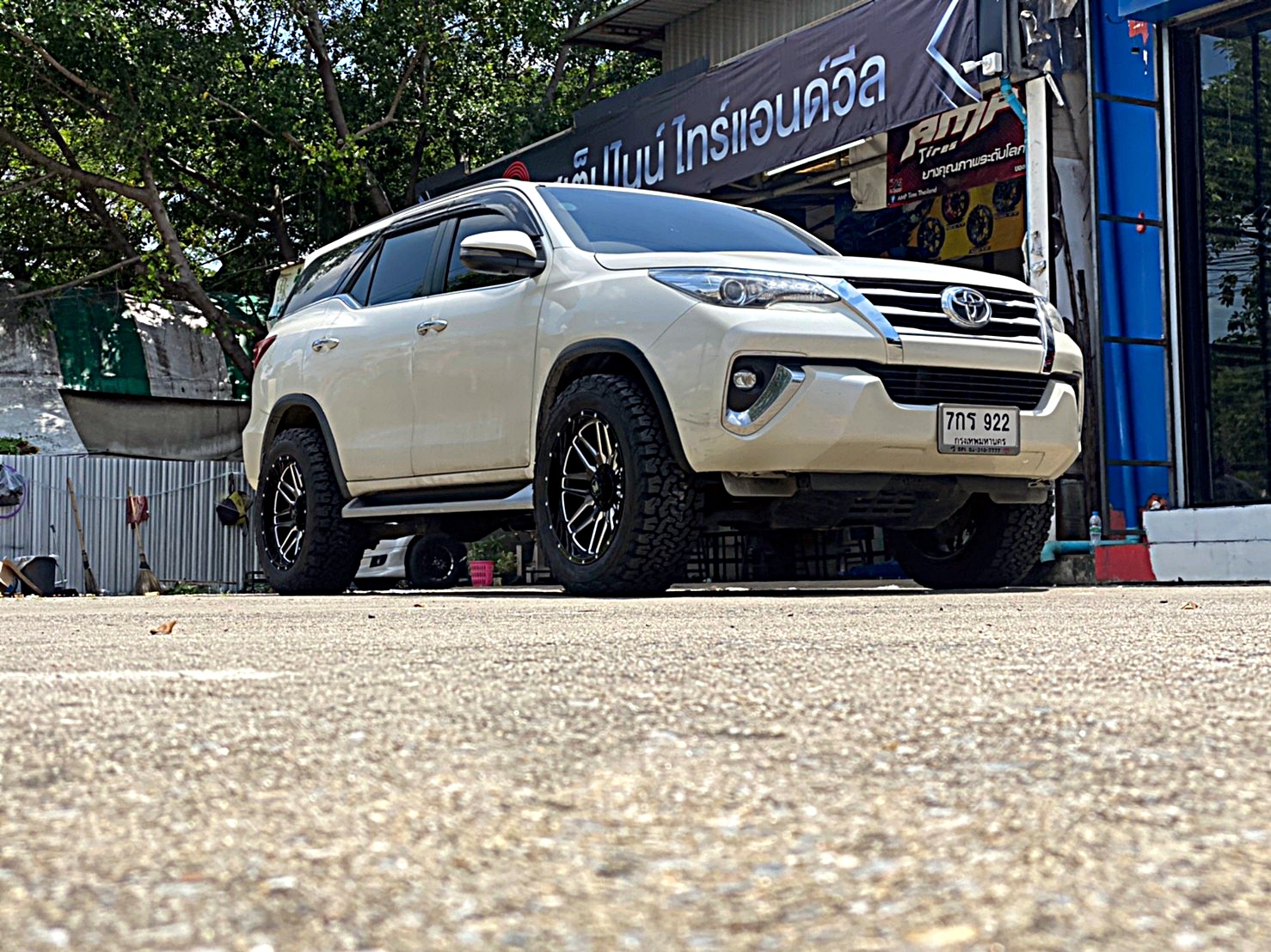 FORTUNER ล้อขอบ20 OFFROAD ที่ STEP9