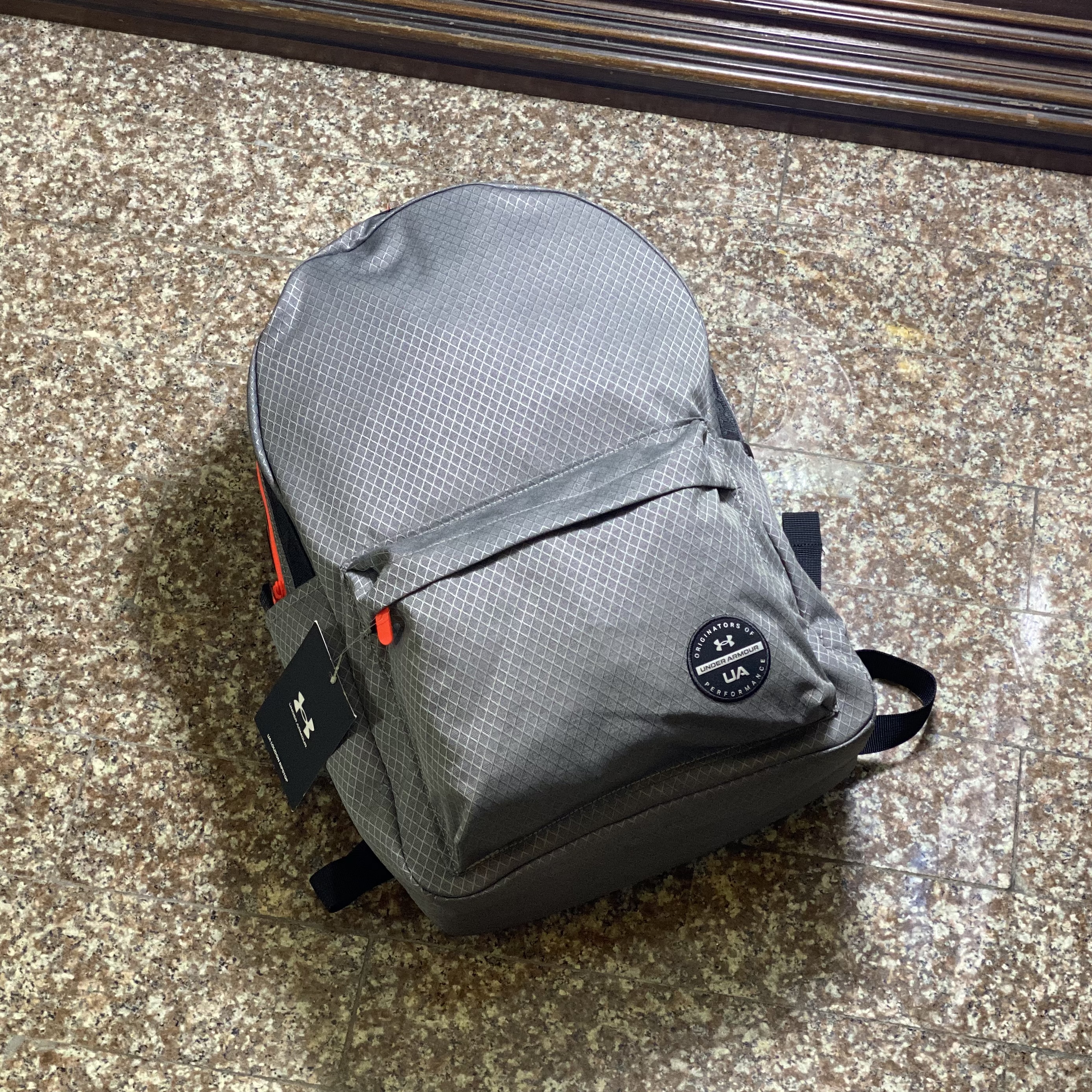 กระเป๋า Under Armour Loudon Ripstop BackPack ‘SILVER’ (25L)