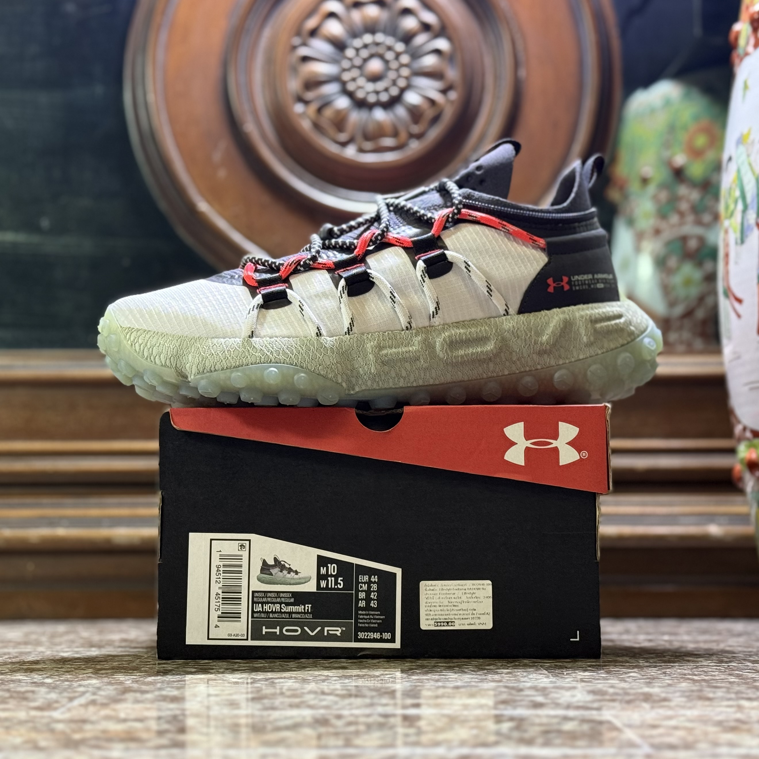 รองเท้าเดินป่า Under Armour HOVR Summit FT ‘White/Enamel’ (M9.5US)