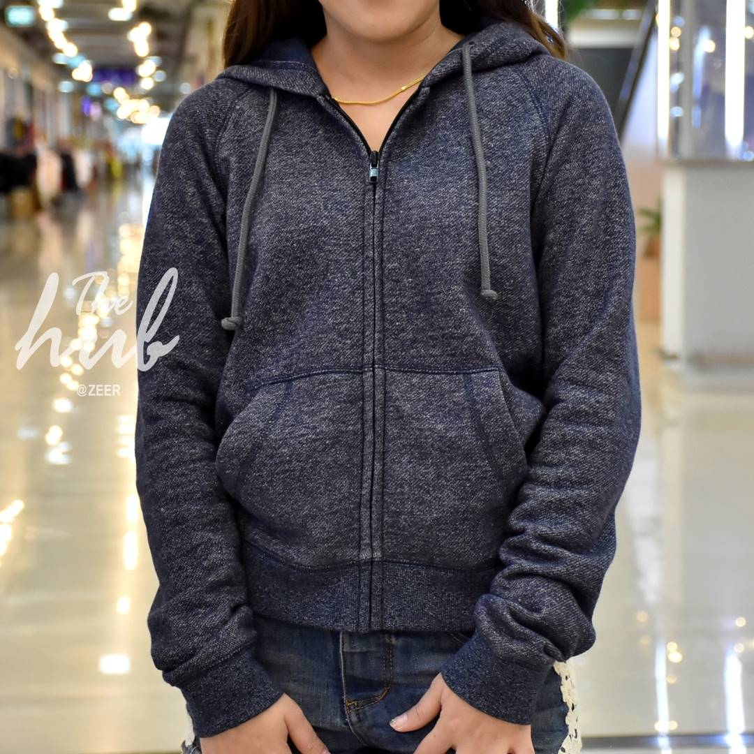 เสื้อแขนยาวมีฮู๊ด