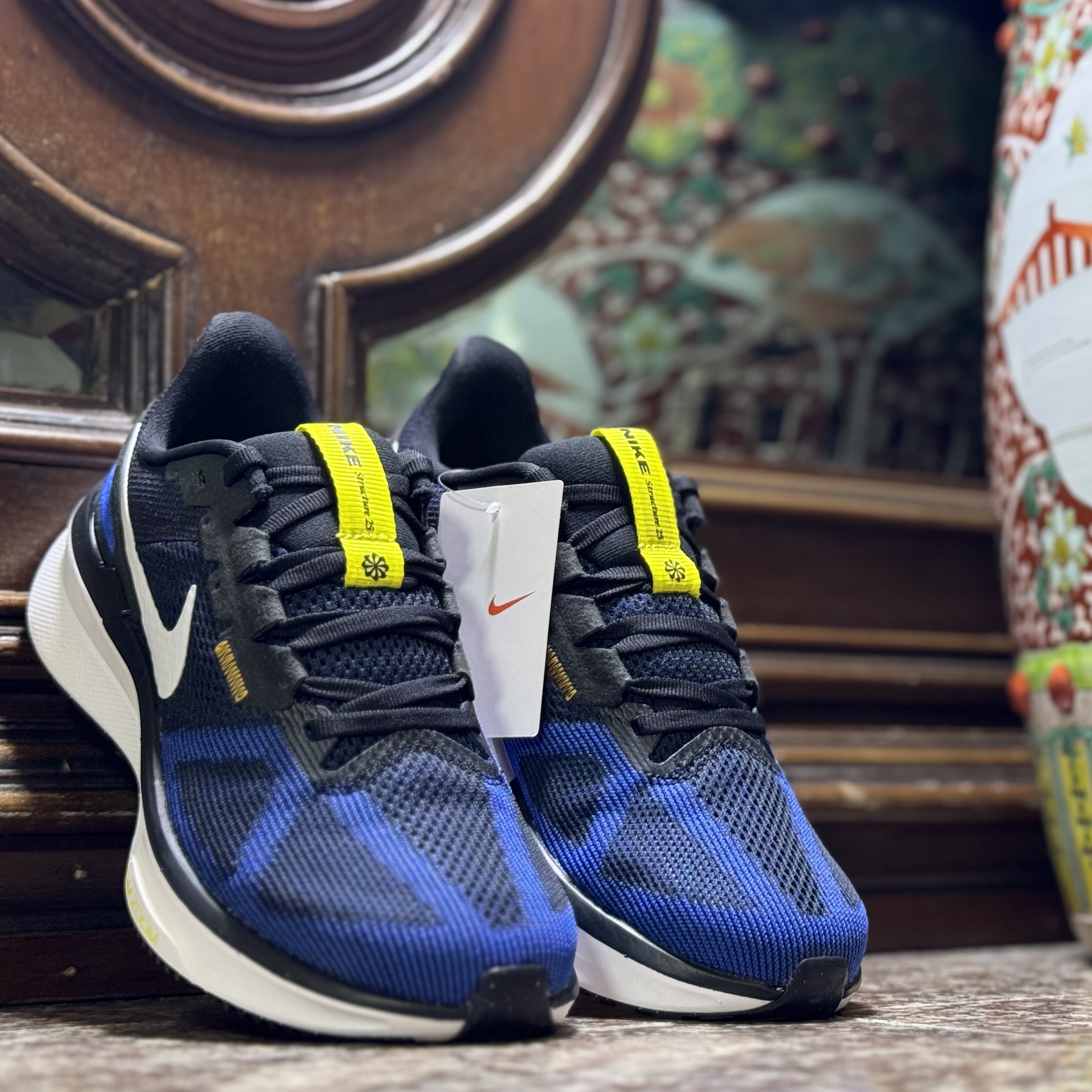 รองเท้าวิ่ง Nike Air Zoom Structure 25 (M7.5US)