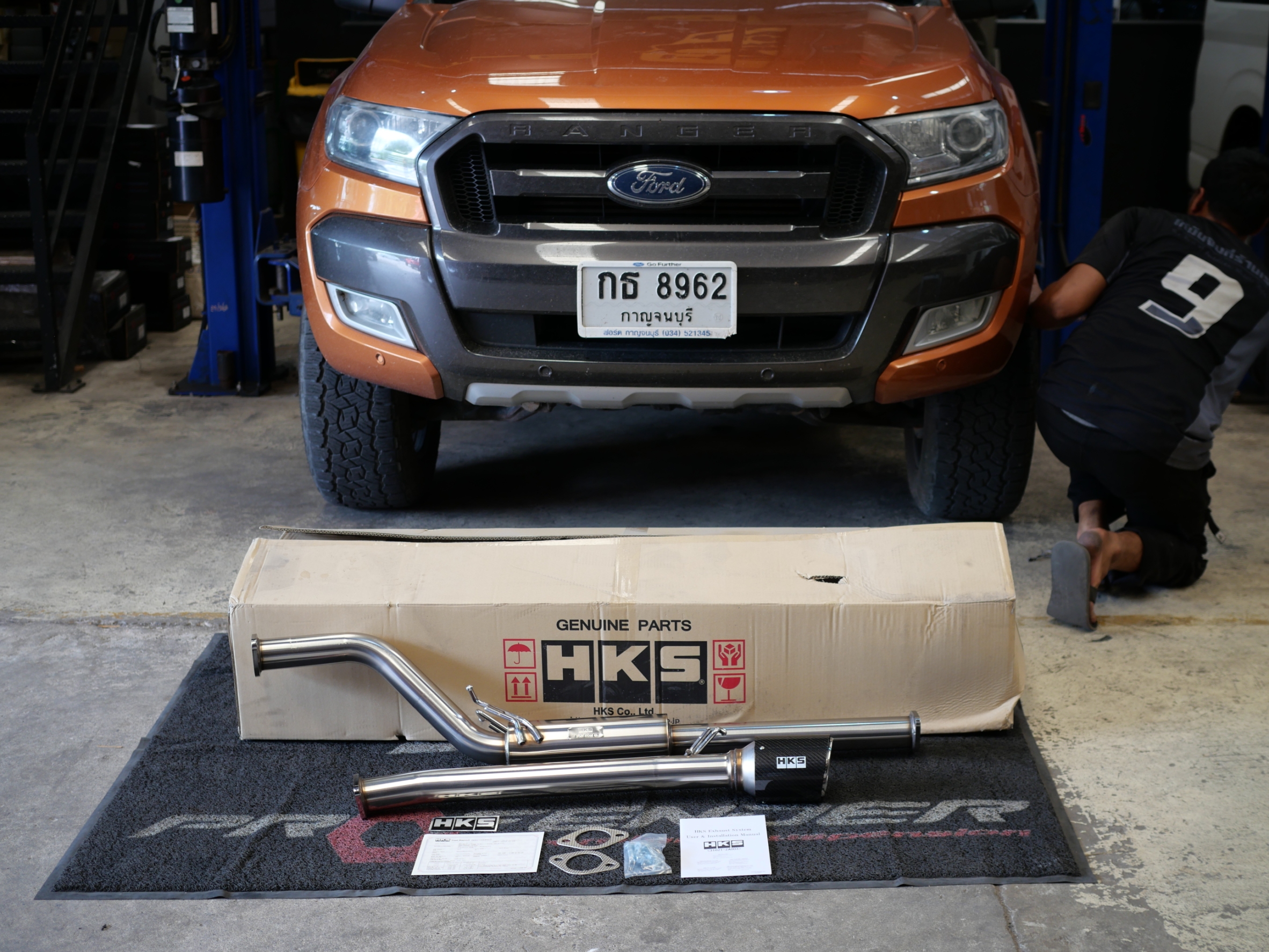 ท่อHKS ตรงรุ่น FORD RANGER ปี 2011-2022 ปลายเดี่ยวของแท้มารตฐานระดับโลกต้องที่ STEP9 เท่านั้น
