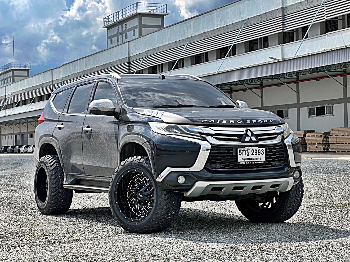 #PAJERO_ทรงเมกา ที่ STEP9