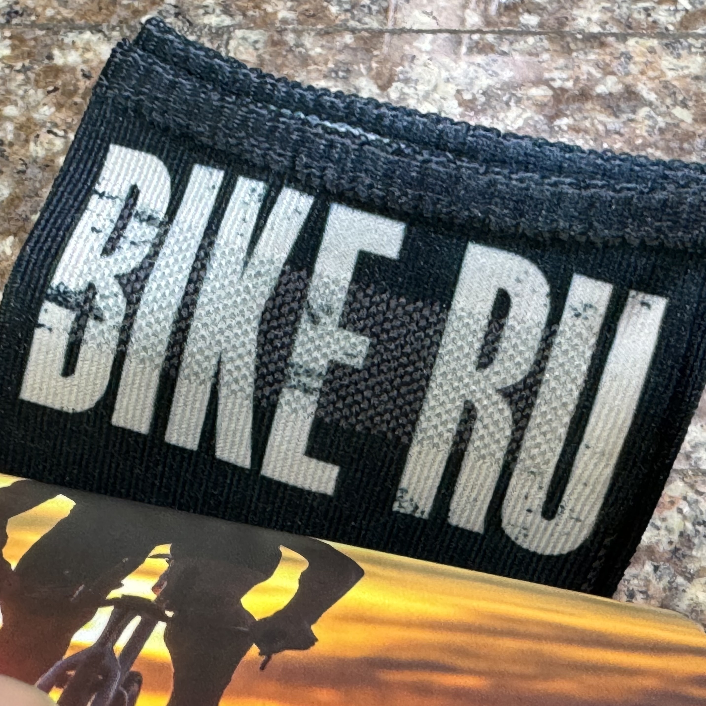 ถุงเท้าวิ่ง Compressport Pro Racing Socks Run High ‘LIMITED’ Kona (T1,T2,T4)