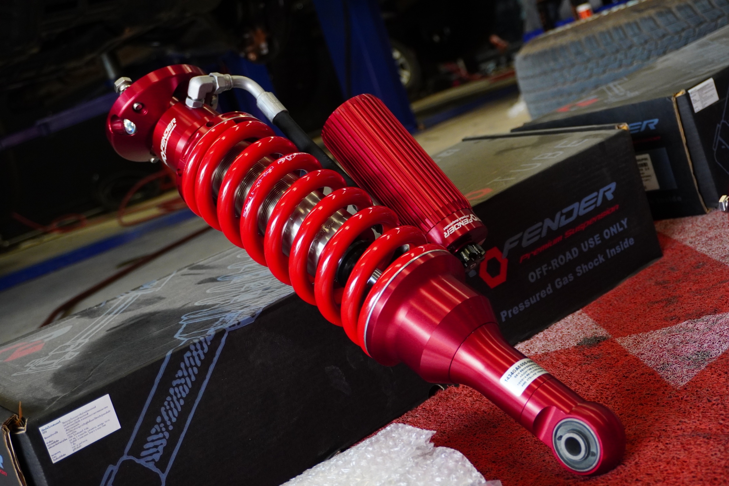 โช๊คอัพตัว TOP สำหรับ TOYOTA REVO ROCCO PROFENDER OEM2.5 หลัง BY PASS