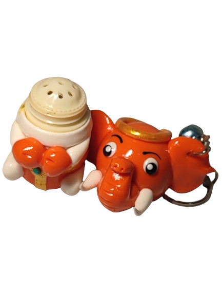 สมุนไพรหอม ในขวดยาดมพวงกุญแจ น้องช้าง