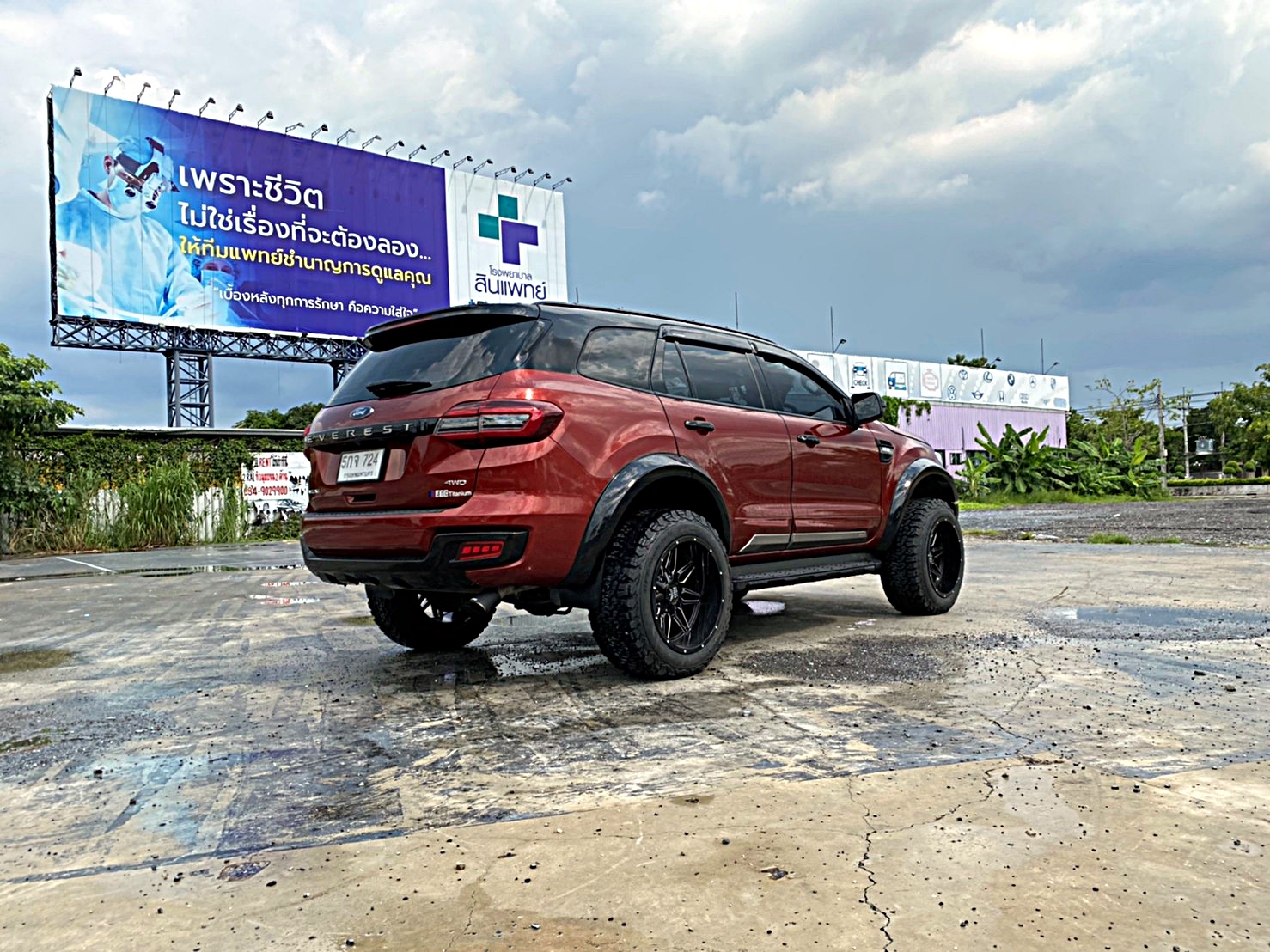 FORD EVEREST จัดทรงเมกาที่ STEP9