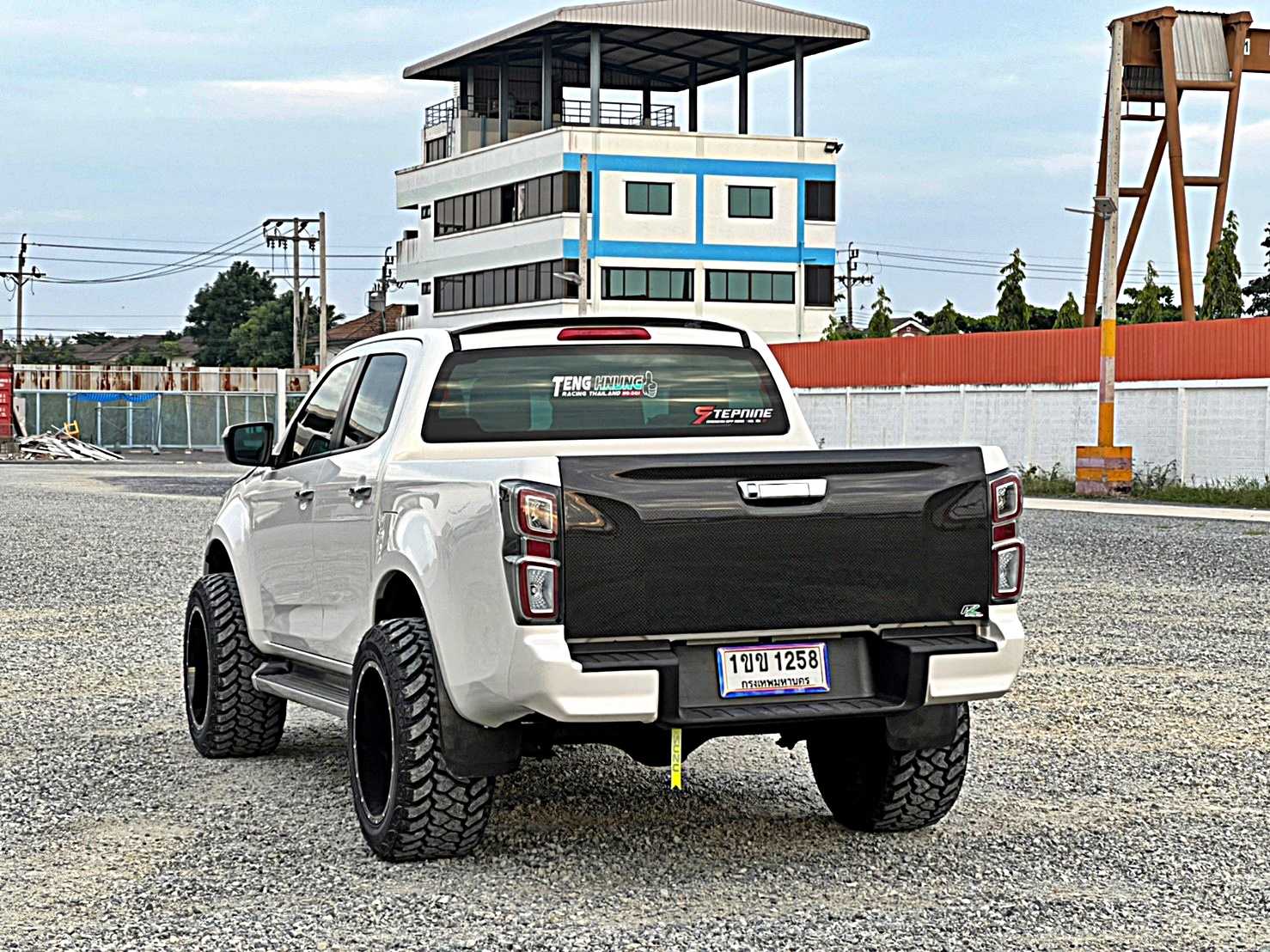 #จากตัวเตี้ยรถซิ่งสู่ตัวสูงทรงเมกา ที่ step9