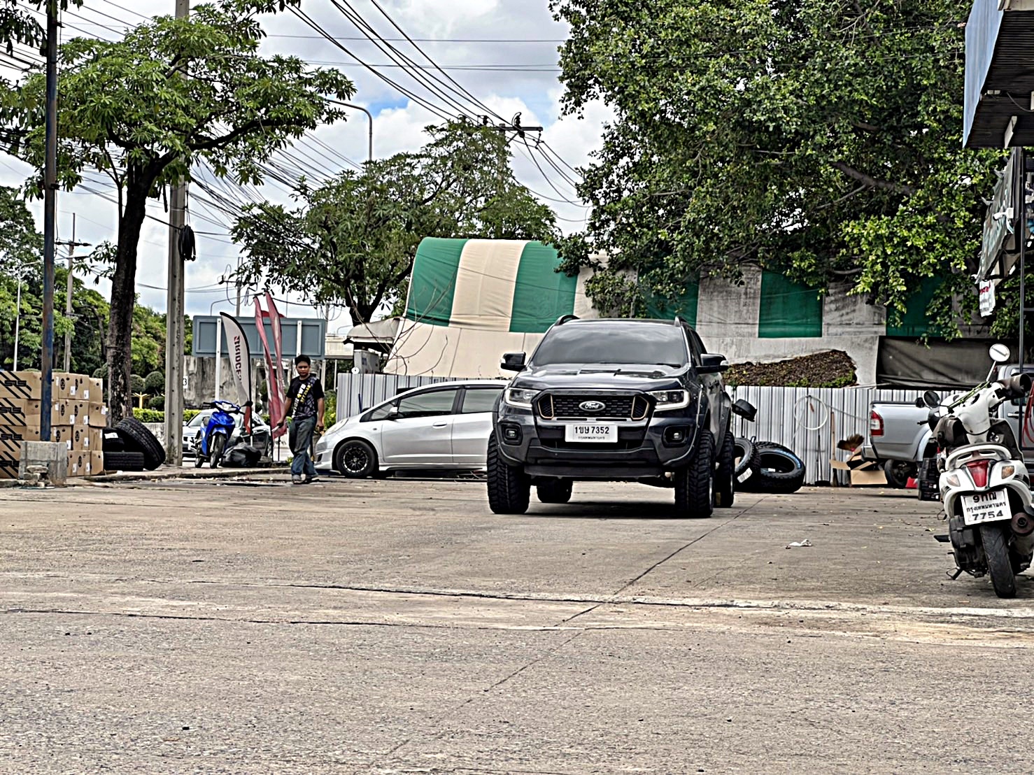 FORD_ทรงเมกา ที่ STEP9